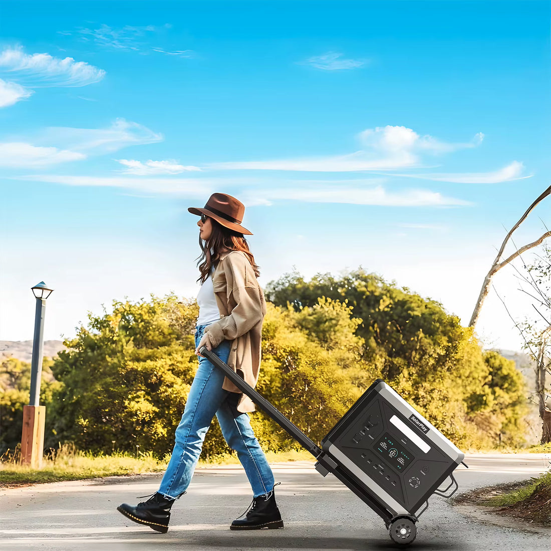 New LCD Display Electric Power Station  400W Emergency Solar Kit 