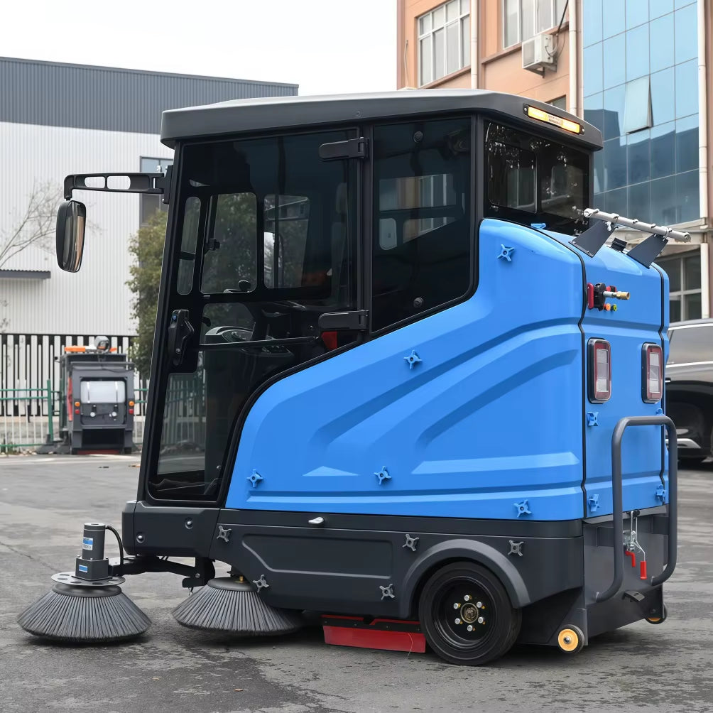 Industrial Ride on Electric Vacuum Floor Clean Sweeper Street Cleaner Floor Sweeper with High Pressure Water Gun