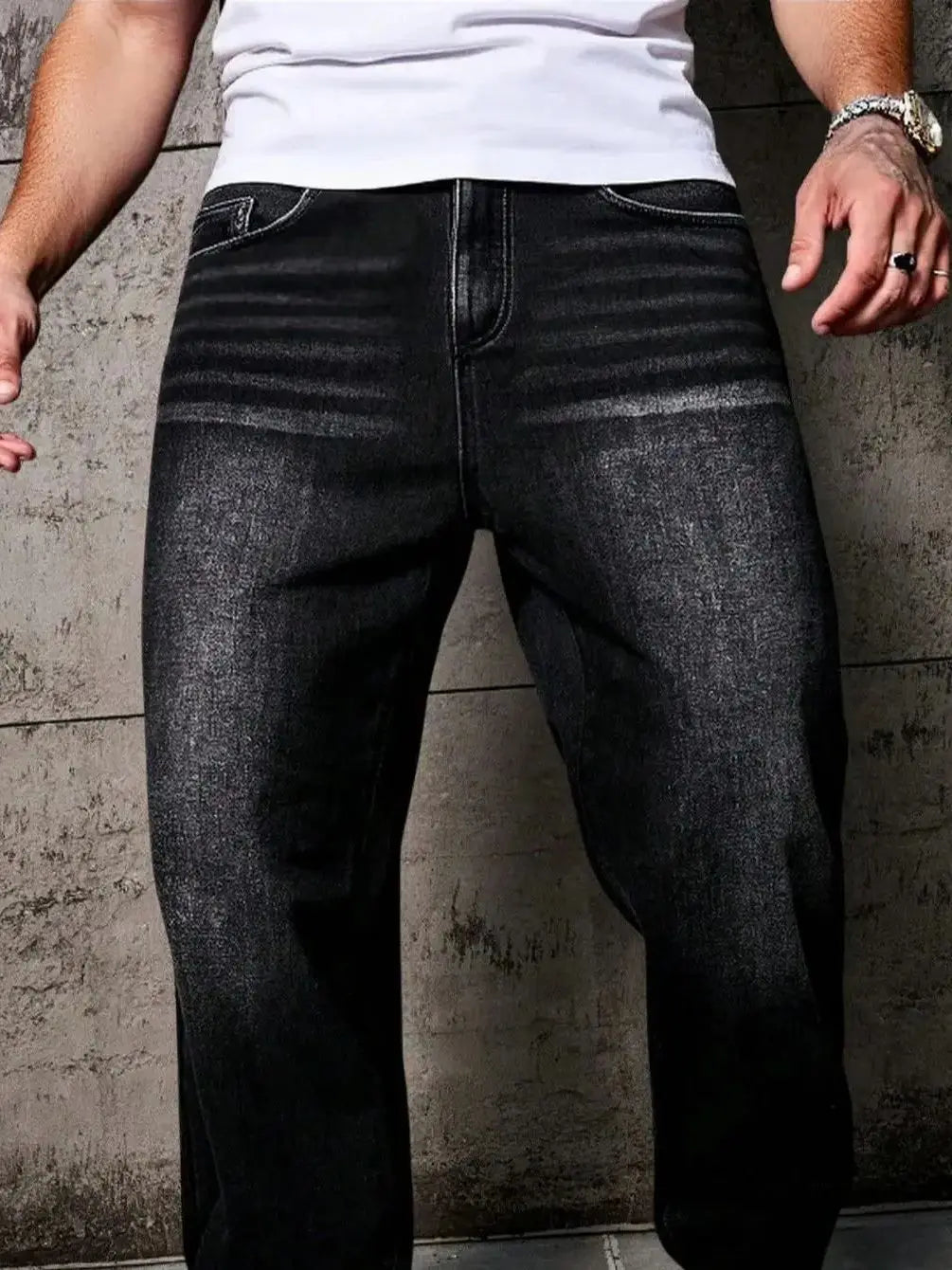 Men’s Vintage Black Washed Distressed Wide-Leg Jeans