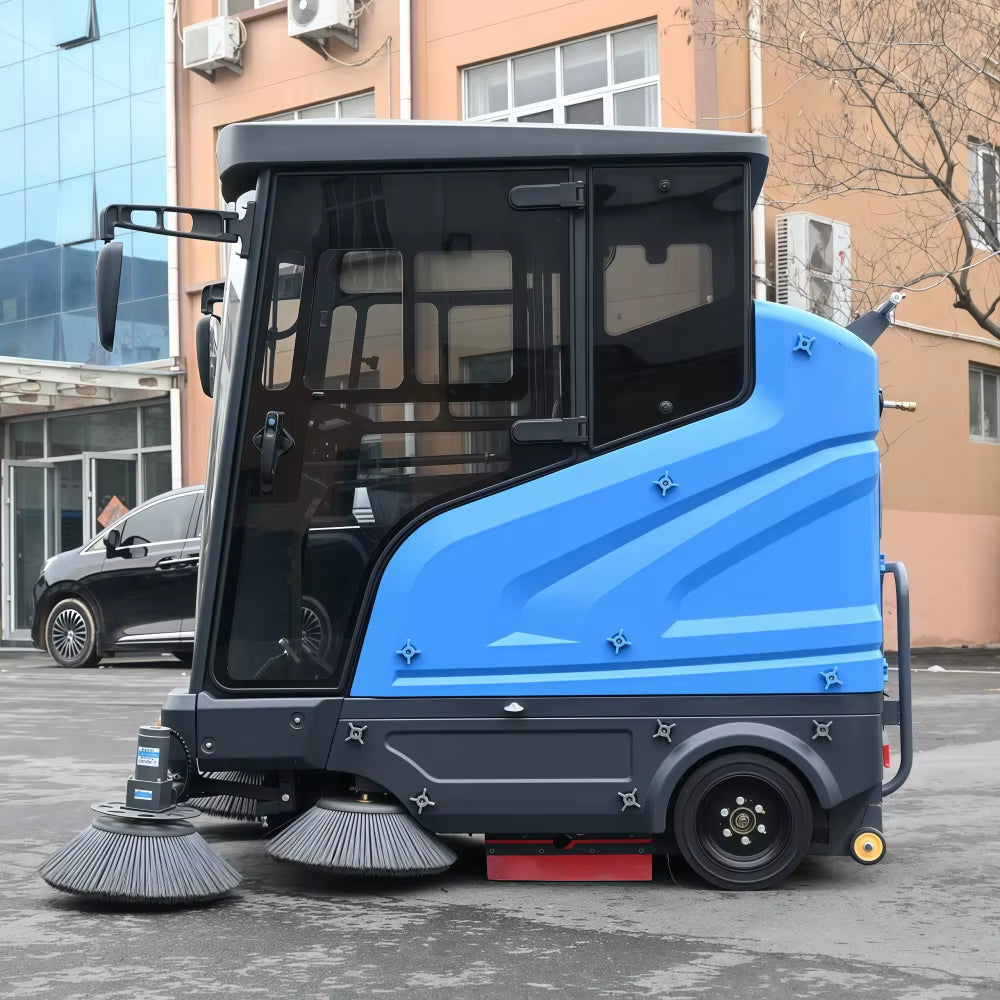Industrial Ride on Electric Vacuum Floor Clean Sweeper Street Cleaner Floor Sweeper with High Pressure Water Gun