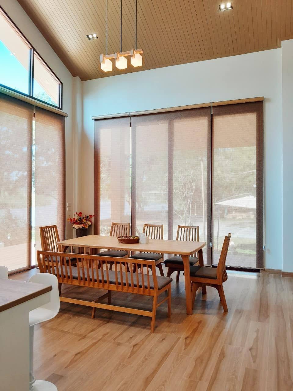 Modern Estate Office Home Holiday Resort - Waterproof Wooden Log Cabin Lodges