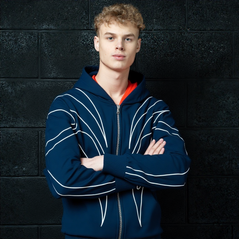 New American Style Oversized Embroidered Mens Hoodie 