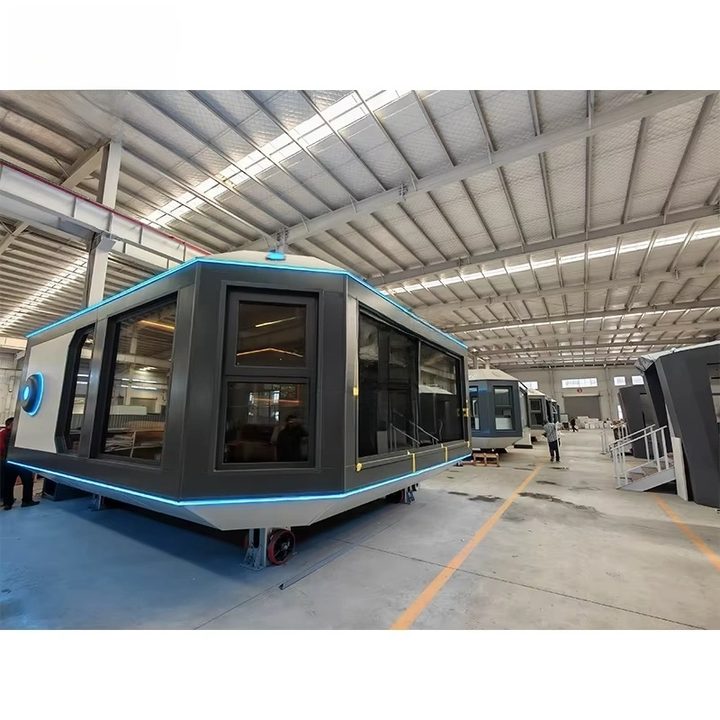 Prefabricated 3 Bedroom Space Modern Container House Mobile Home