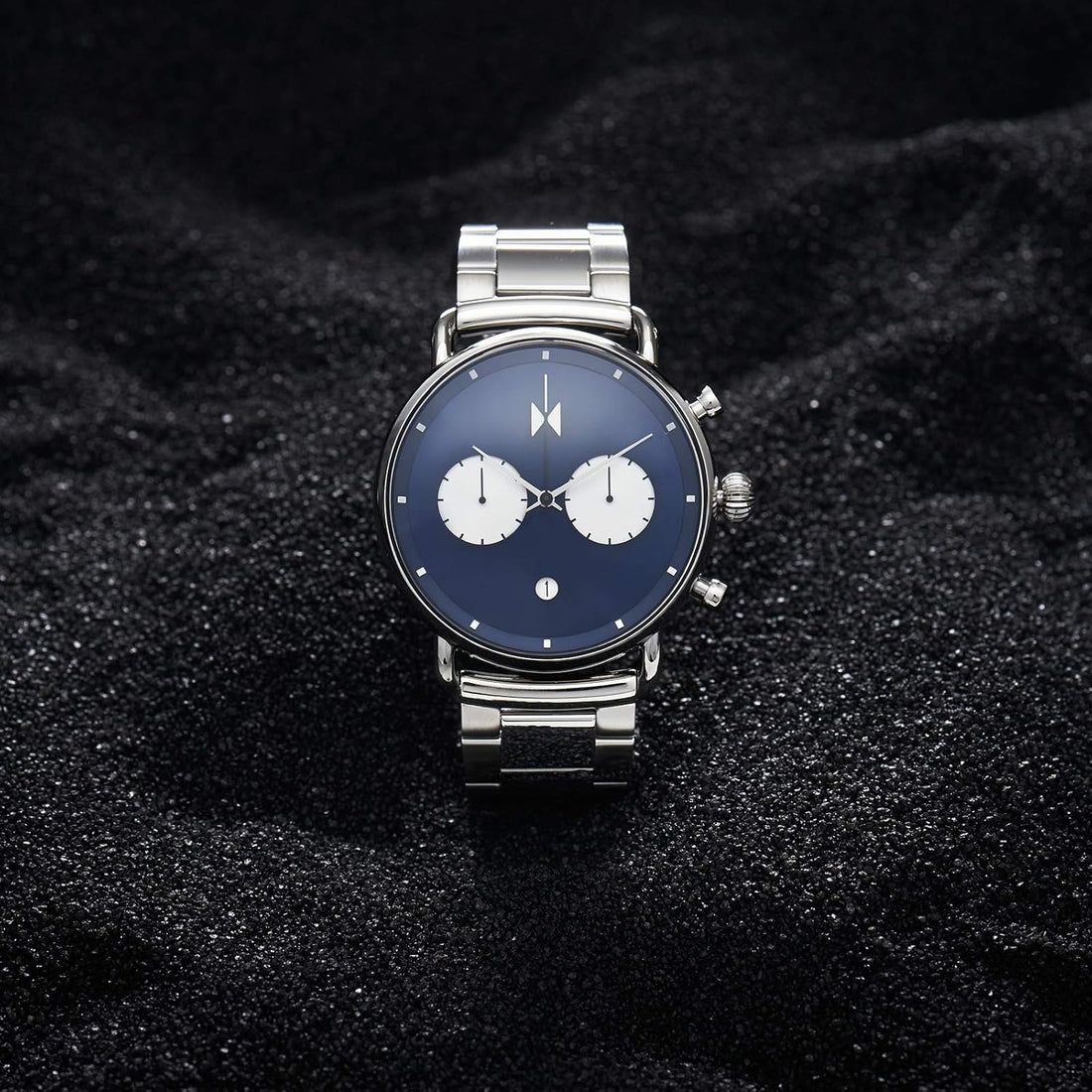 Mens Blacktop Watch Modern Wristwatch