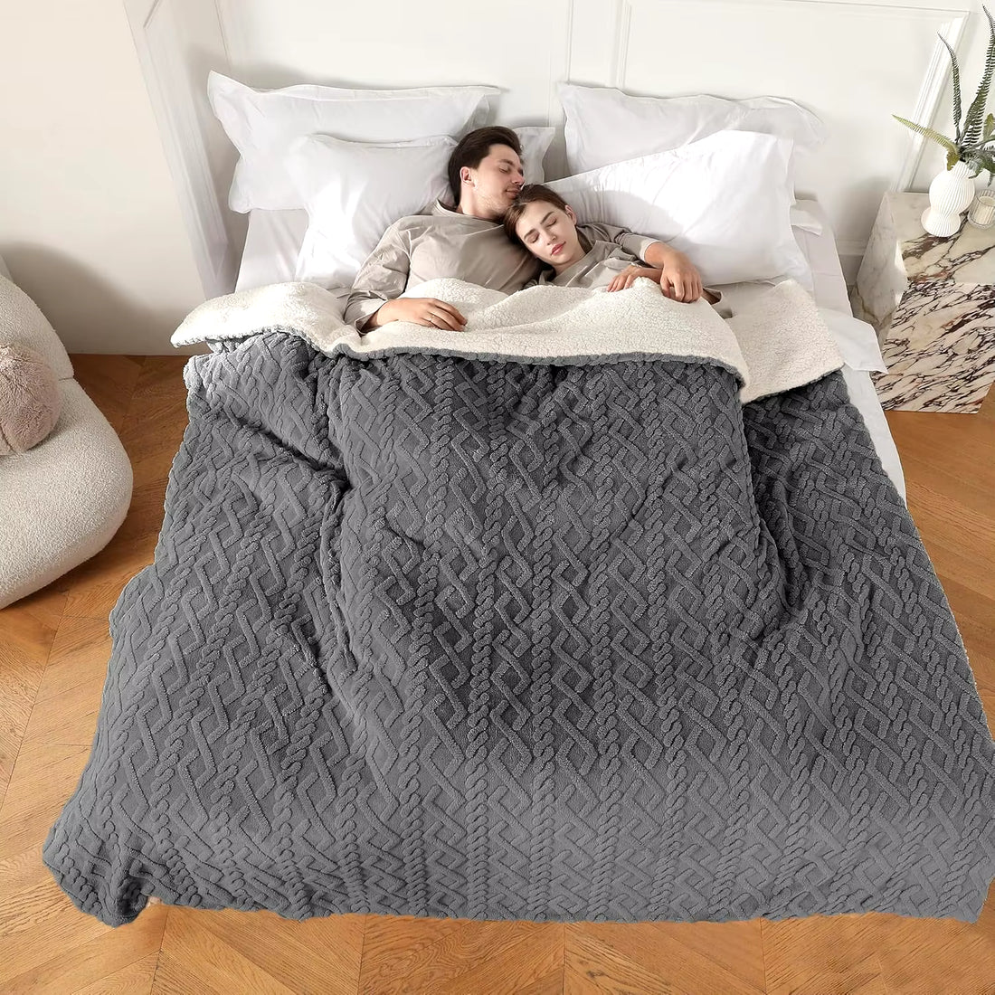 Heated Blanket Electric Throw 50''X60''-Fluffy Ultra Soft Electric Blanket with 3D Stylish Design, 240G plus 200G Sherpa, 5