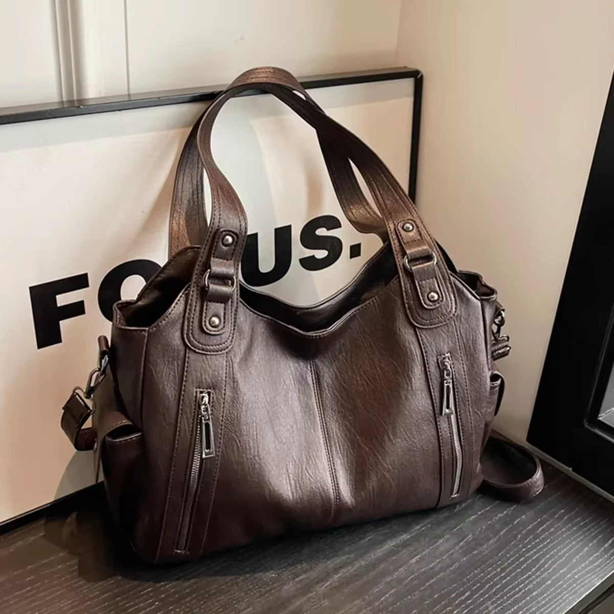 Soft Interior Compartment Shoulder Bags 2025 High Quality Contrasting Colors Bags for Women Fashion Zipper Pu Women'S Handbags