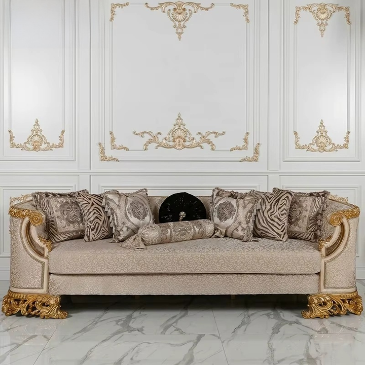 New Classical Royal Hand-Carved Gilded Luxury Sofa Set with Fluted Table