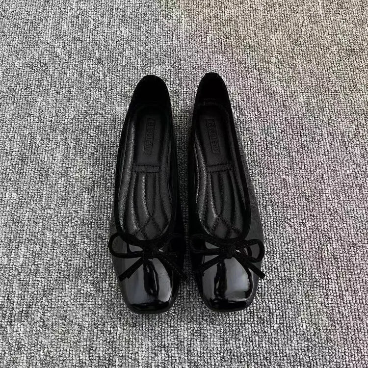 Modern Women's Red Mary Jane Flats with Buckle Strap – Classic Round Toe Bow Loafers