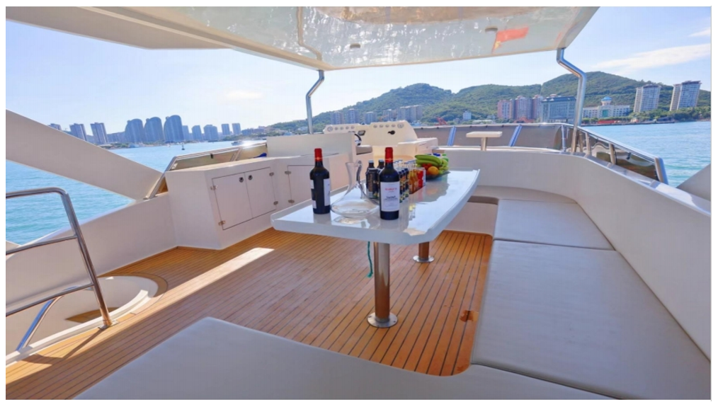 Supper Luxury Hot Sale 75 ft Fiberglass Personal Luxury Yacht for Sport and Leisure