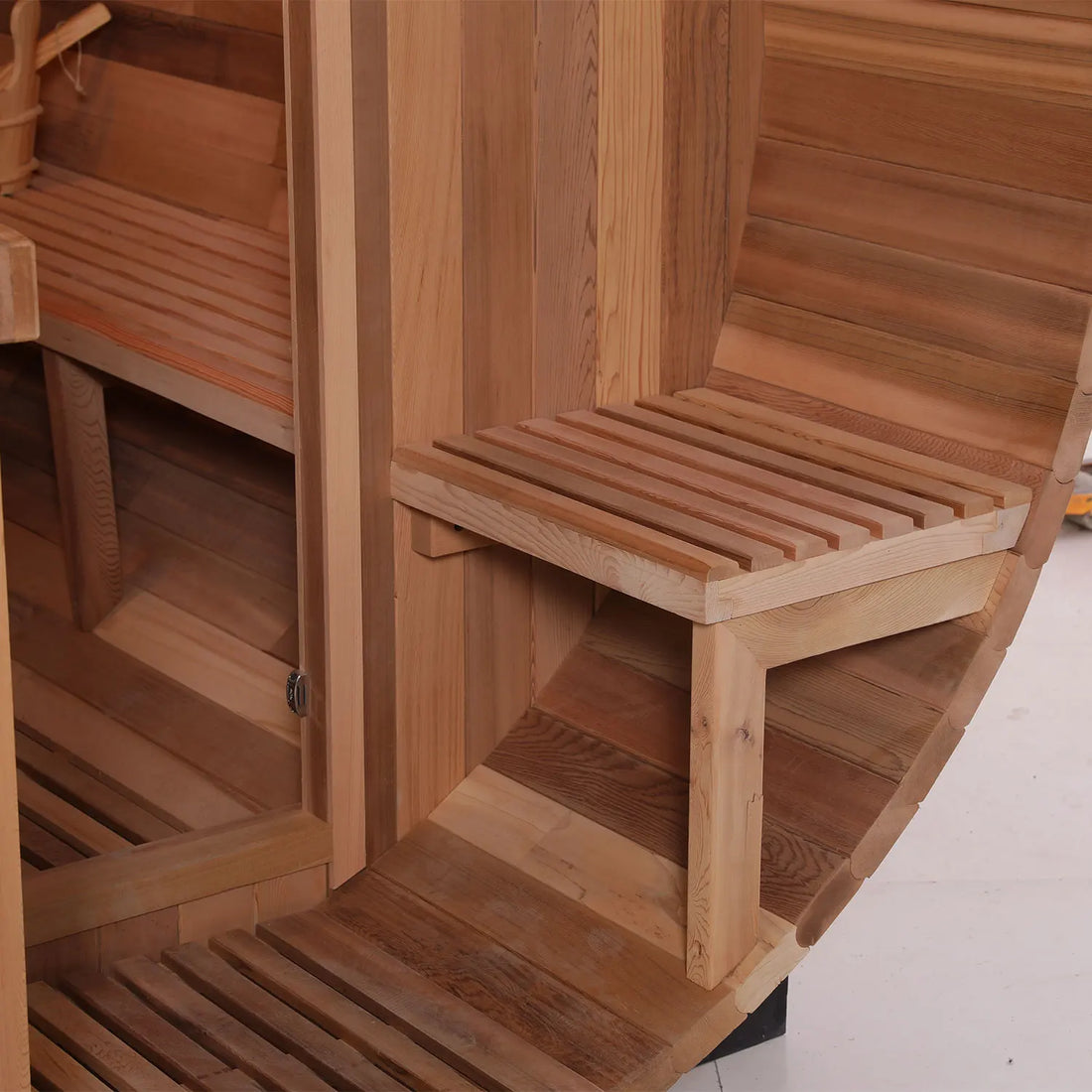 New Wooden Outdoor Cedar Dry Sauna Barrel with Kit
