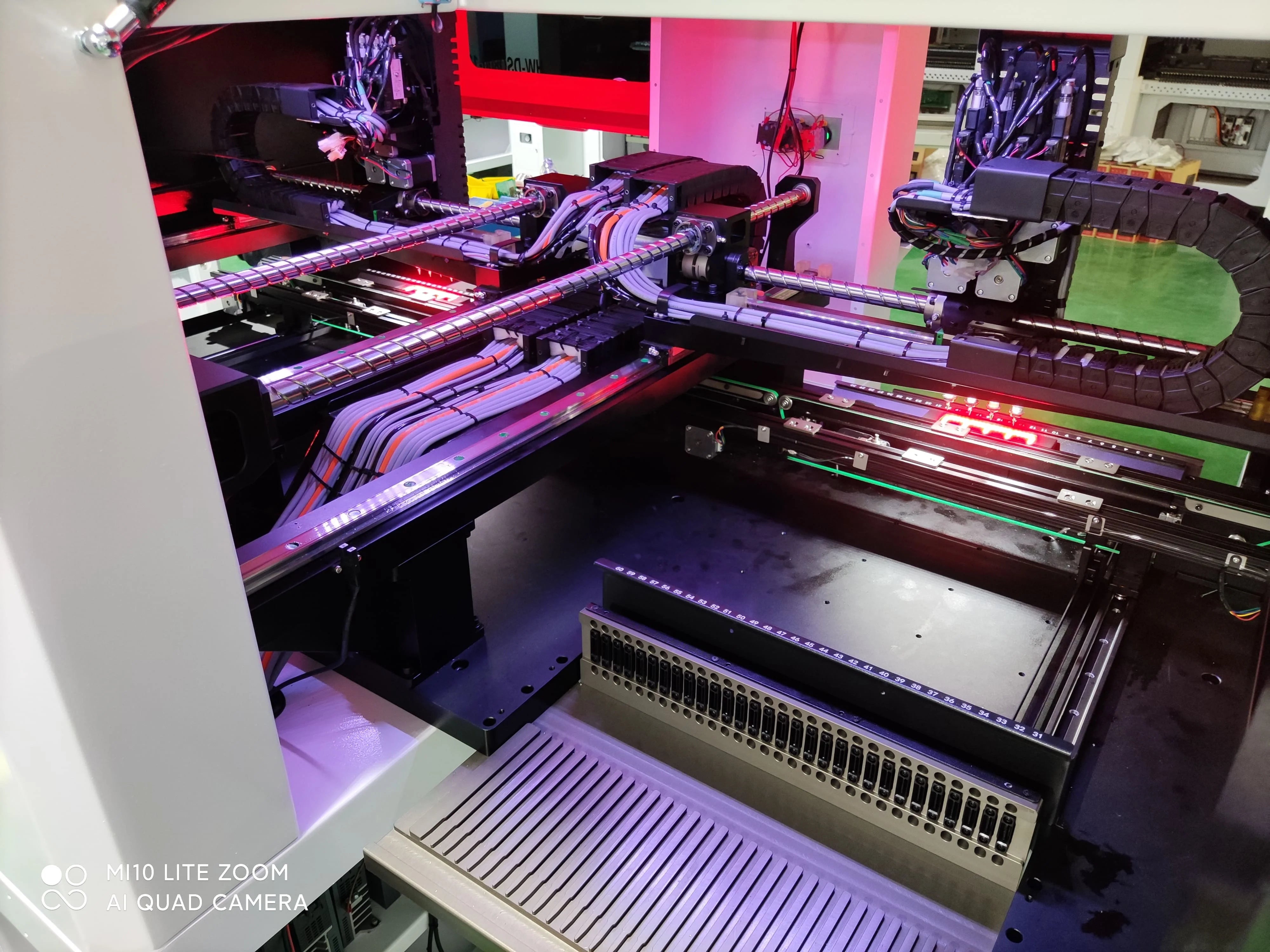 HWGC HW-DSQ800-120F with CE Certificate Double Sided SMT Assembly LED Chip Mounter Machine Vision BGA Pick and Place Machine