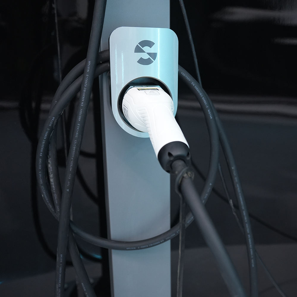 Smart Home Use AC EV Charger Type 2 - CE EV Charging Station with WiFi APP Control