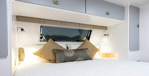 Premium Off-Road Caravan Modern Standard On-Road Touring House Mobile Camper
