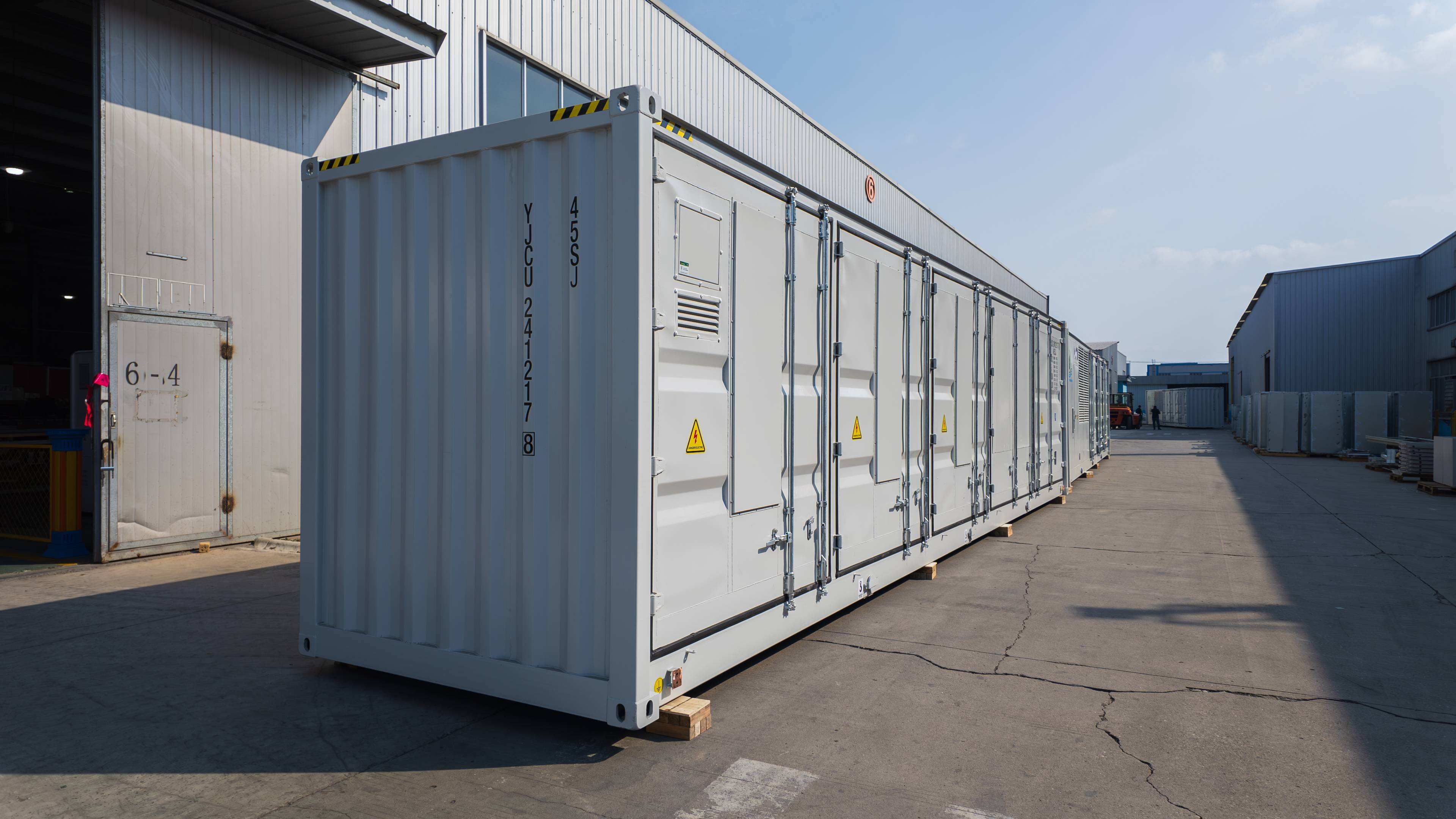 Modern 1MW Lithium-Ion Energy Storage System - Liquid-Cooled