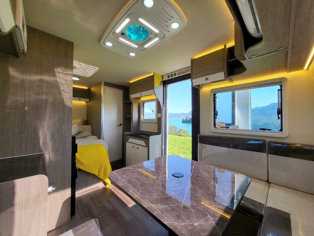 New Luxe Camping OEM RV Motorhome 4 Person Camper Trailer