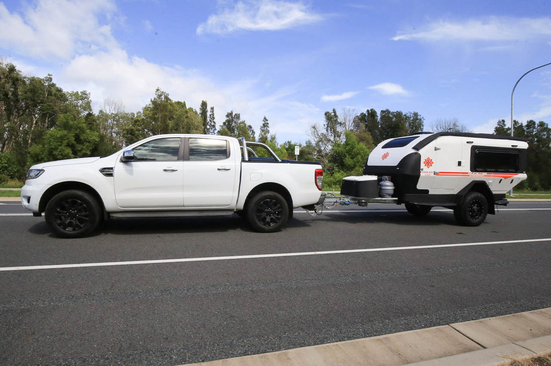 Premium Camper Trailer Caravan 1-3 Person Travel Trailer with Lavatory