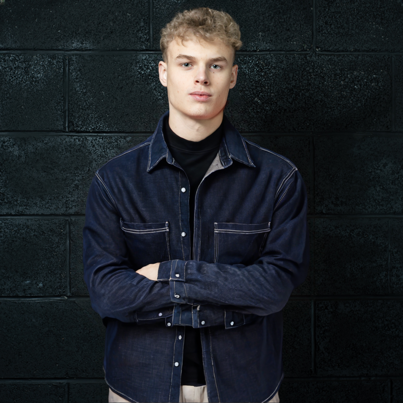 Men’s American Vintage Denim Shirt – Loose-Fit Casual Long Sleeve Streetwear