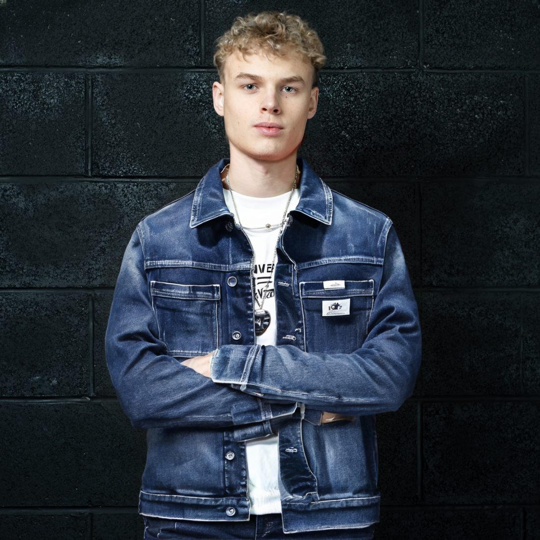 Men’s Blue Washed Denim Jacket – Single-Breasted Cotton Workwear Coat