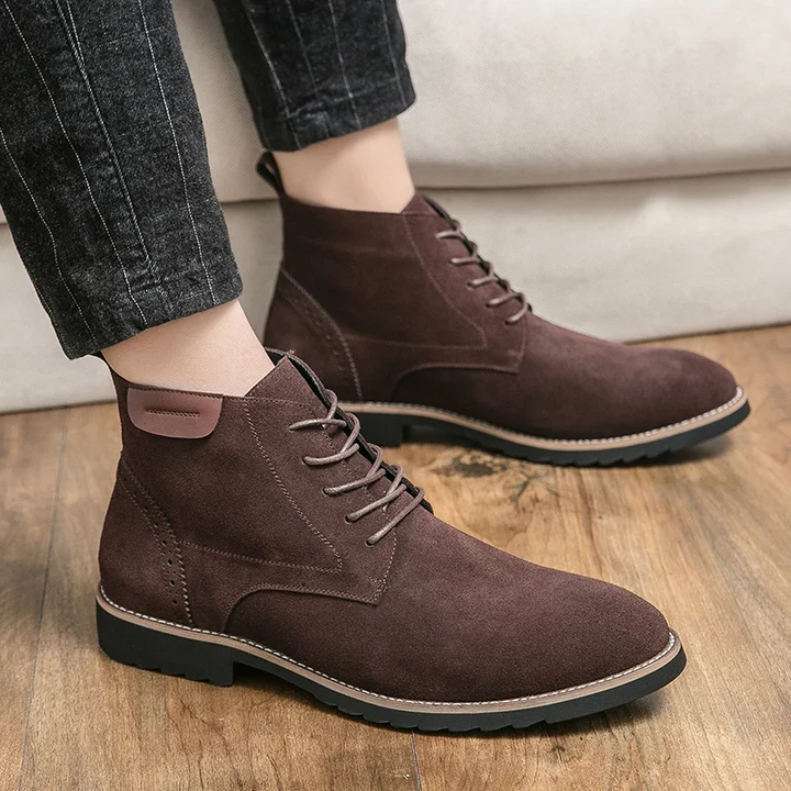 Men's Pointed Toe Leather Chelsea Boots