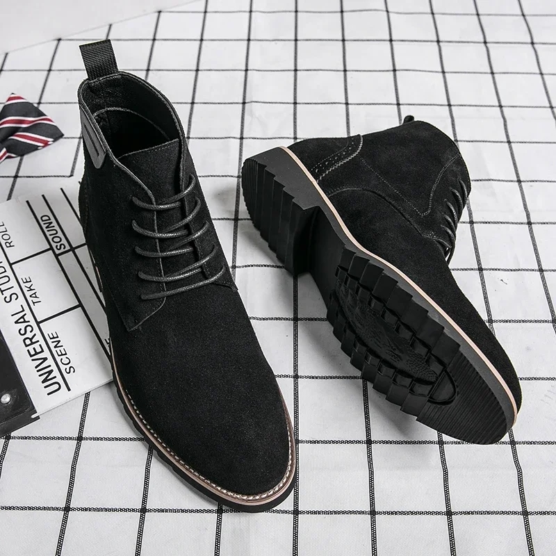 Men's Pointed Toe Leather Chelsea Boots