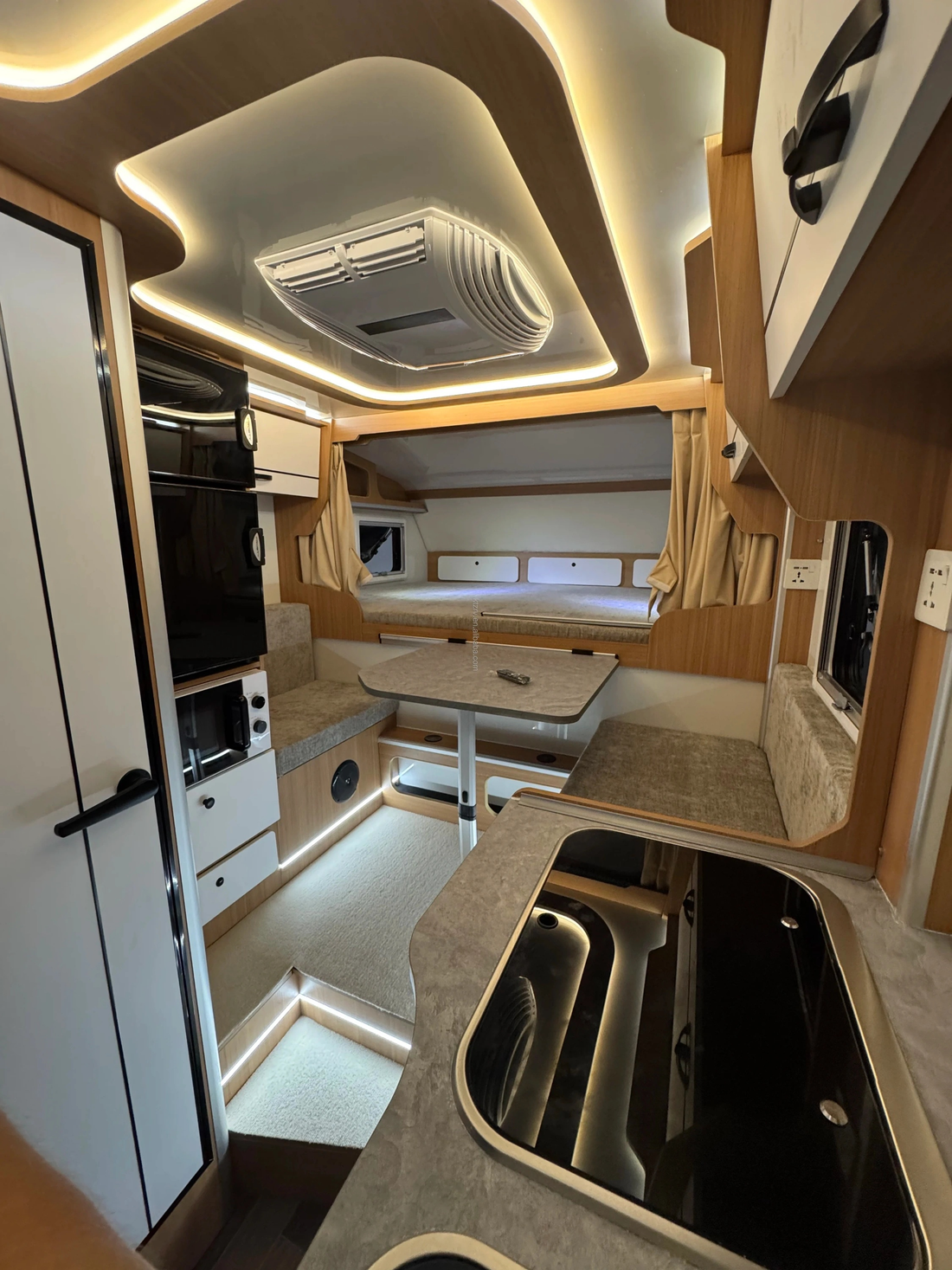 Premium Rvs Camper Slide in Pick up 4X4 Offroad Truck Bed Camper