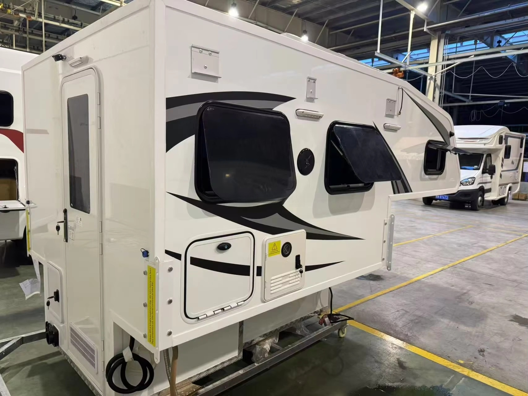 Premium Rvs Camper Slide in Pick up 4X4 Offroad Truck Bed Camper