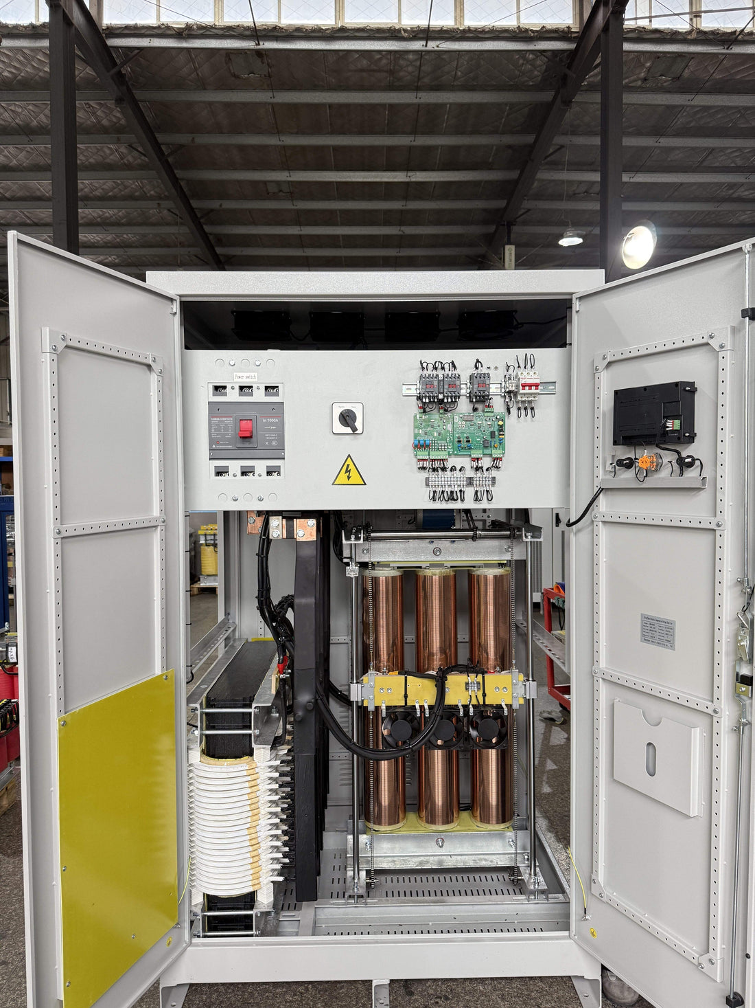 Smart High Efficiency Automatic Voltage Stabilizer (1.5 kVA – 100 kVA)