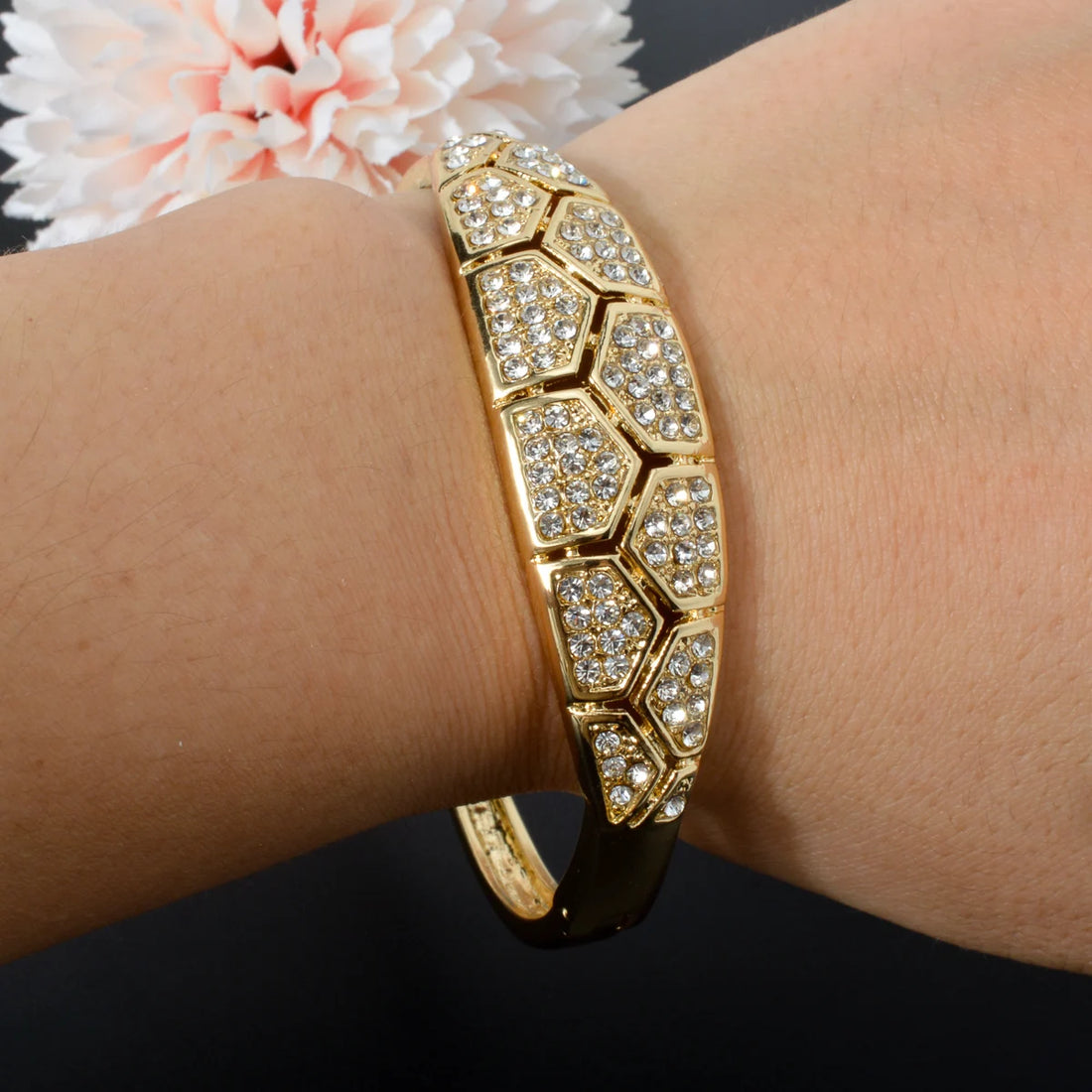 New Women Zircon Classic Gold Plated Earrings Necklace Set