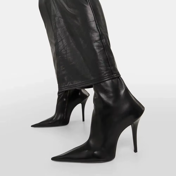 Women Black Knee-High Boots – Sleek Pointed Toe Slim Heel Design