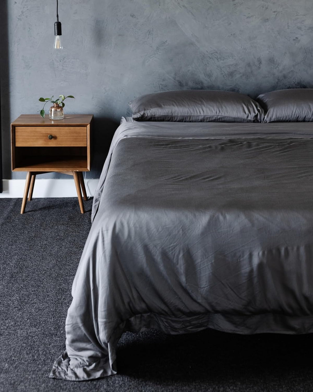 Modern Luxury Bed Sheet Set - 100% Viscose 4 Pieces Sheet Set