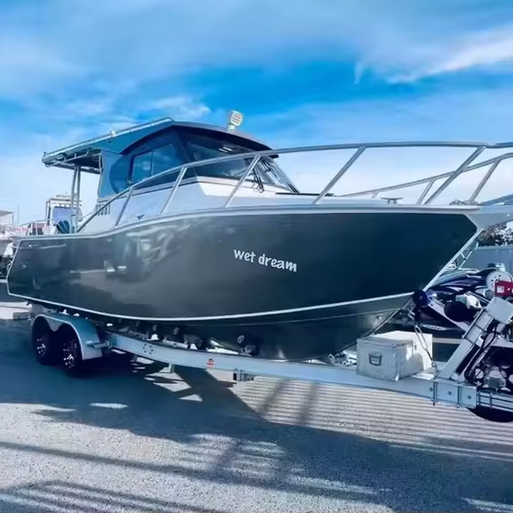 25Ft Deep V Aluminum Fishing Yacht Boat 7.5M Speed Boats with Outboard Engine for Cruising Sports Leisure & Entertainment