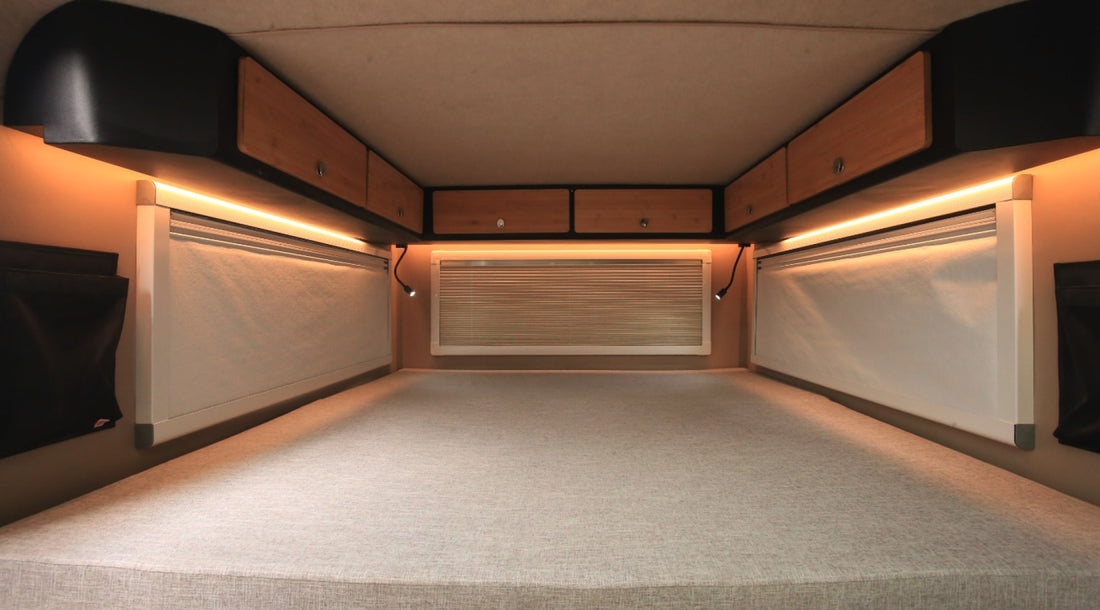 Premium Camper Trailer Caravan 1-3 Person Travel Trailer with Lavatory