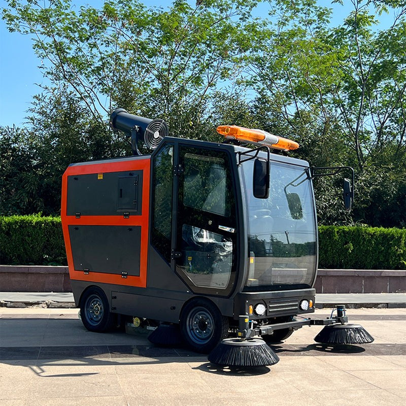 New Certified All Weather Dust Suppression System Road Sweeper Cleaner