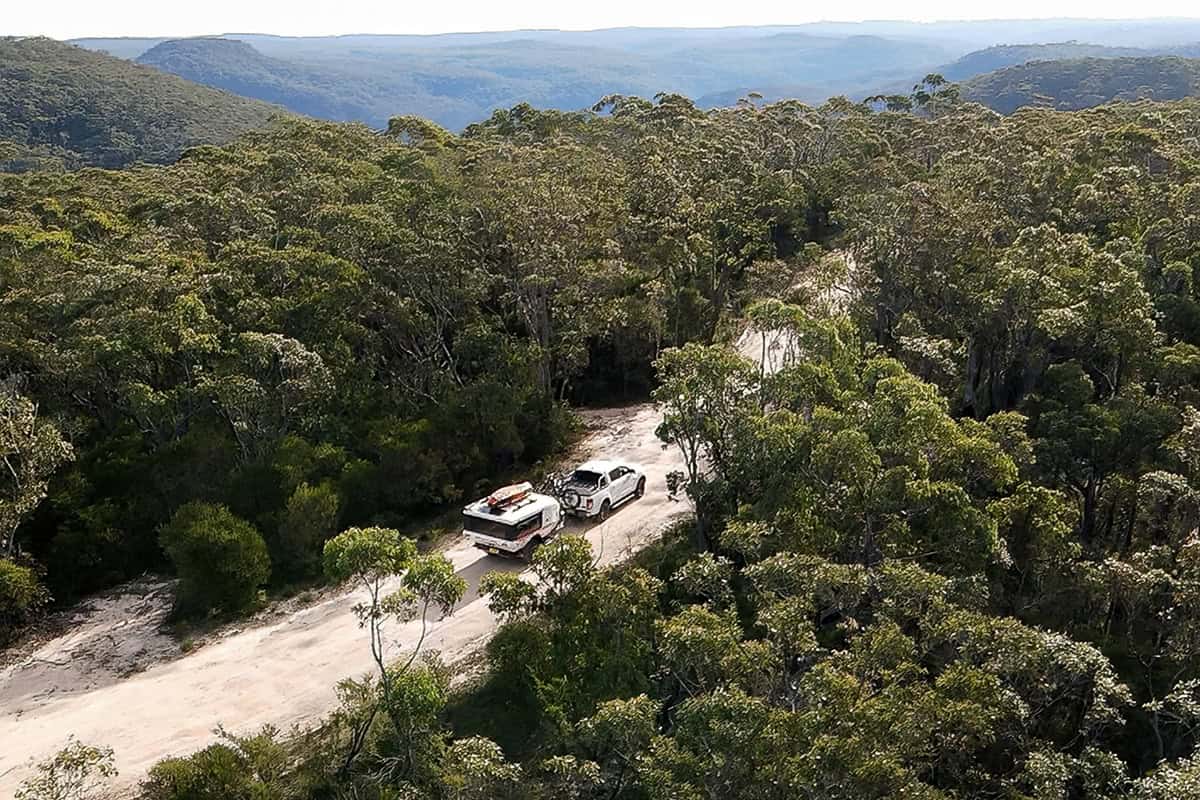 Premium Camper Trailer Caravan 1-3 Person Travel Trailer with Lavatory