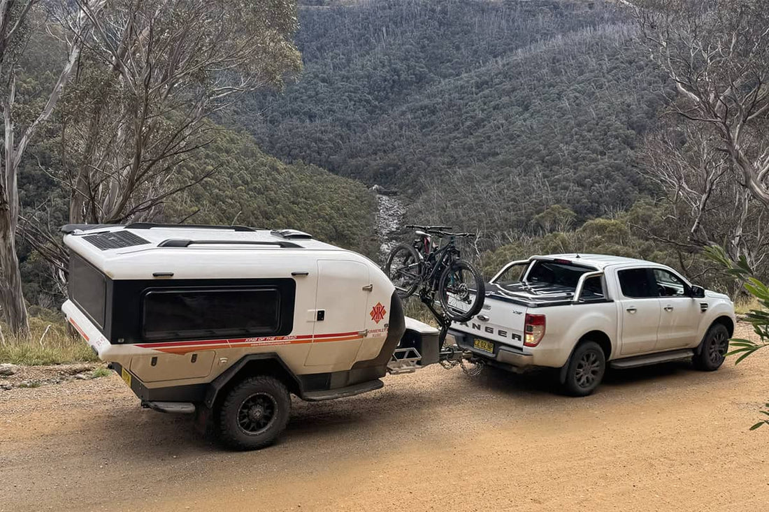 Premium Camper Trailer Caravan 1-3 Person Travel Trailer with Lavatory